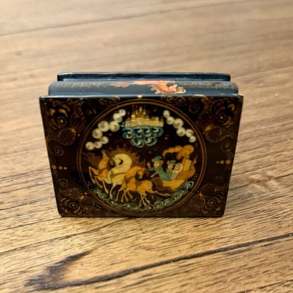 Russian Palekh Troika Horses Laquer Trinket Box - Picture 9 of 14